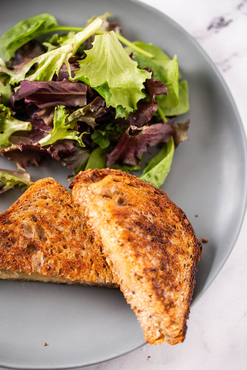 FRESH SALADS & SOUPS